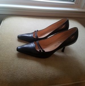 L'Autre Chose black heels